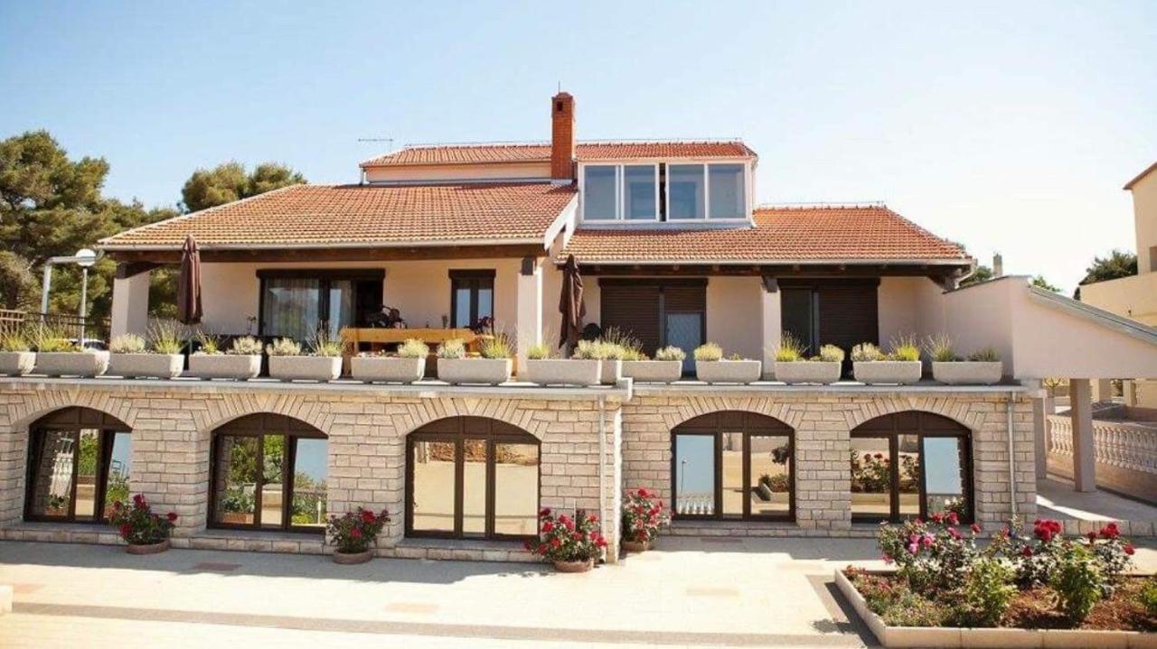 Apartments Classic#Bnm Biograd Na Moru Exterior photo